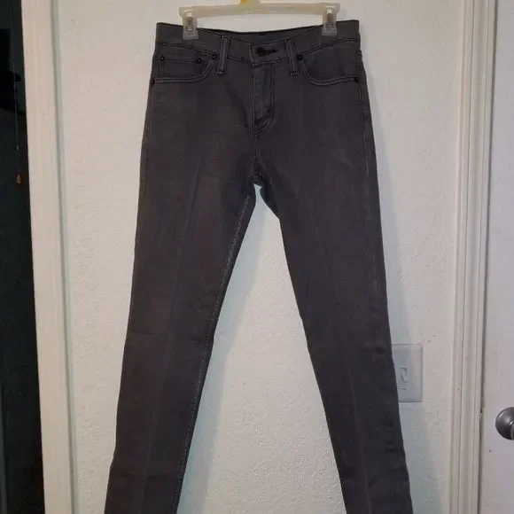 LEVI STRAUSS & CO 511 ORIGINAL RIVETED JEANS - Picture 1 of 9